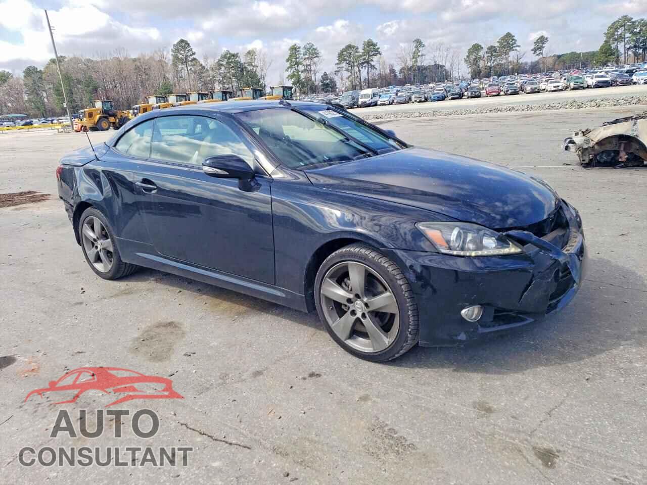 LEXUS IS 2011 - JTHFF2C2XB2521184