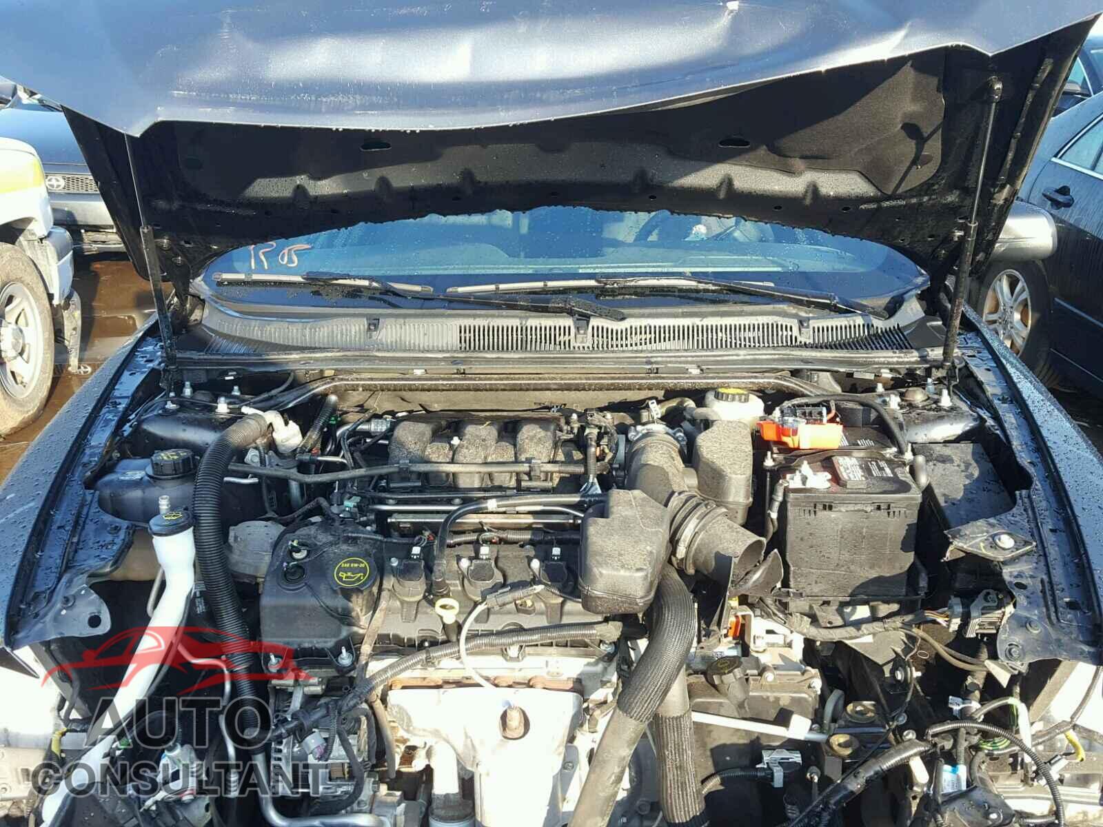 FORD TAURUS 2017 - 1FAHP2E86HG112383