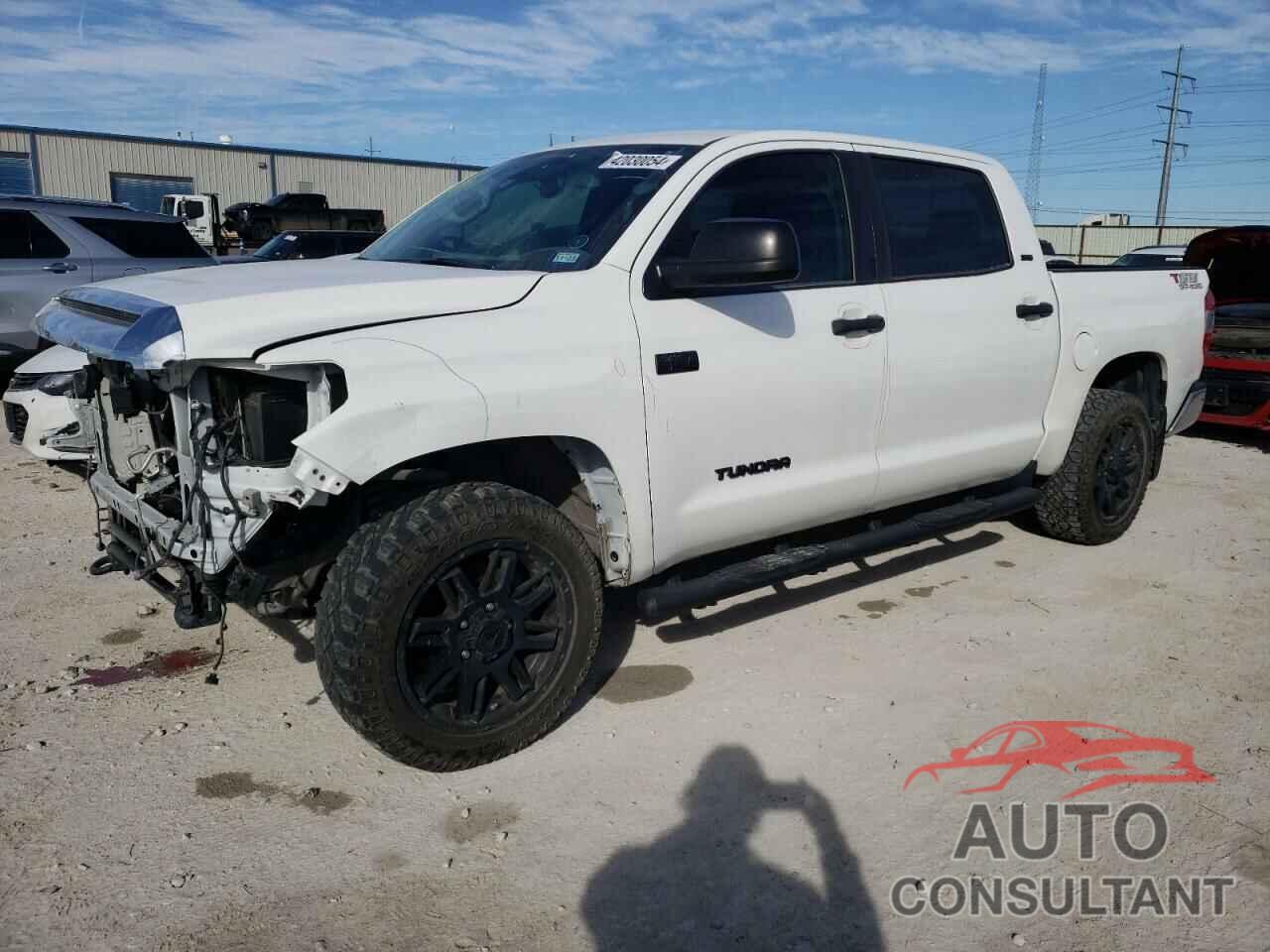 TOYOTA TUNDRA 2021 - 5TFDY5F11MX966250