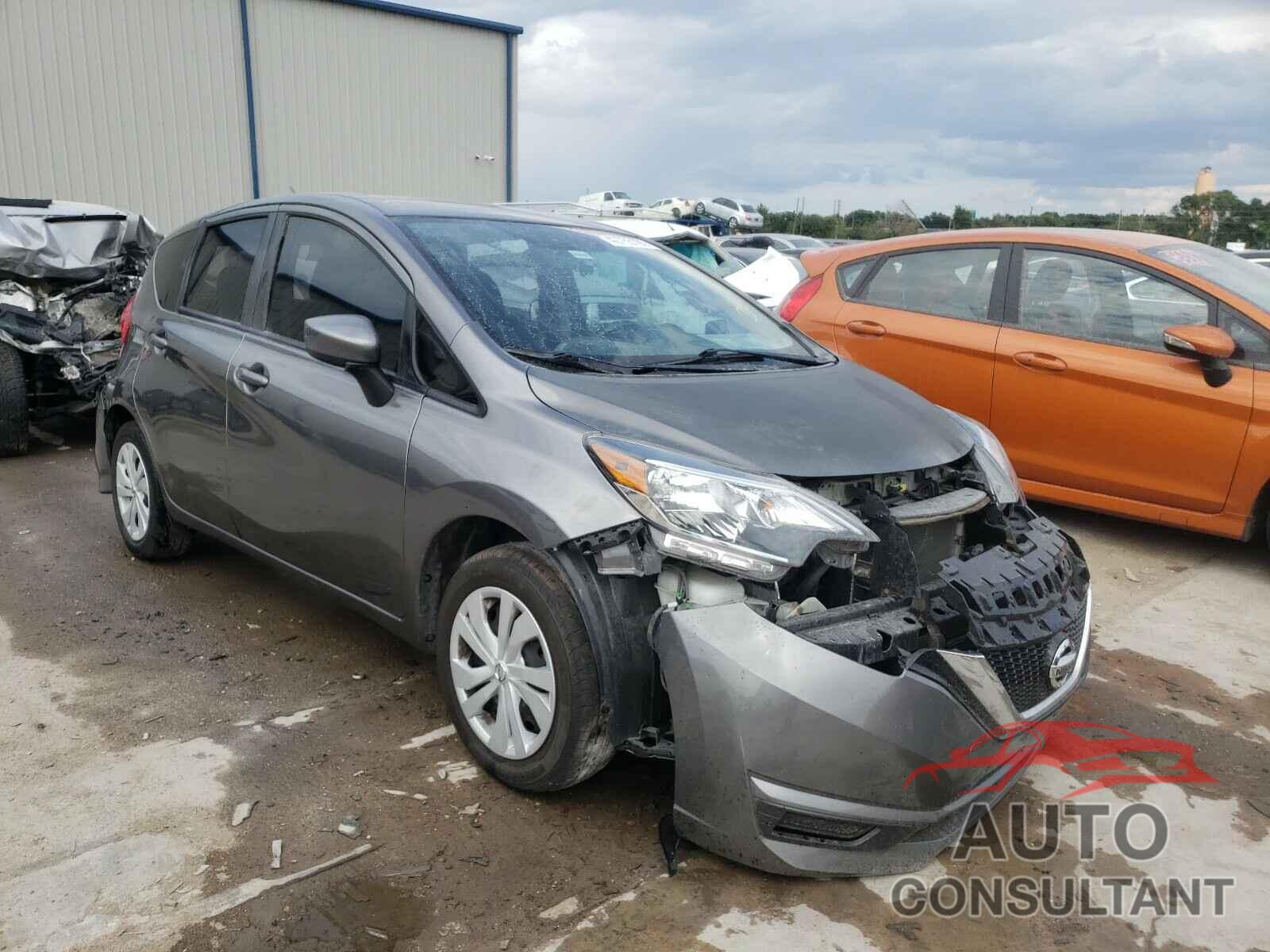 NISSAN VERSA 2018 - 3N1CE2CP3JL370157