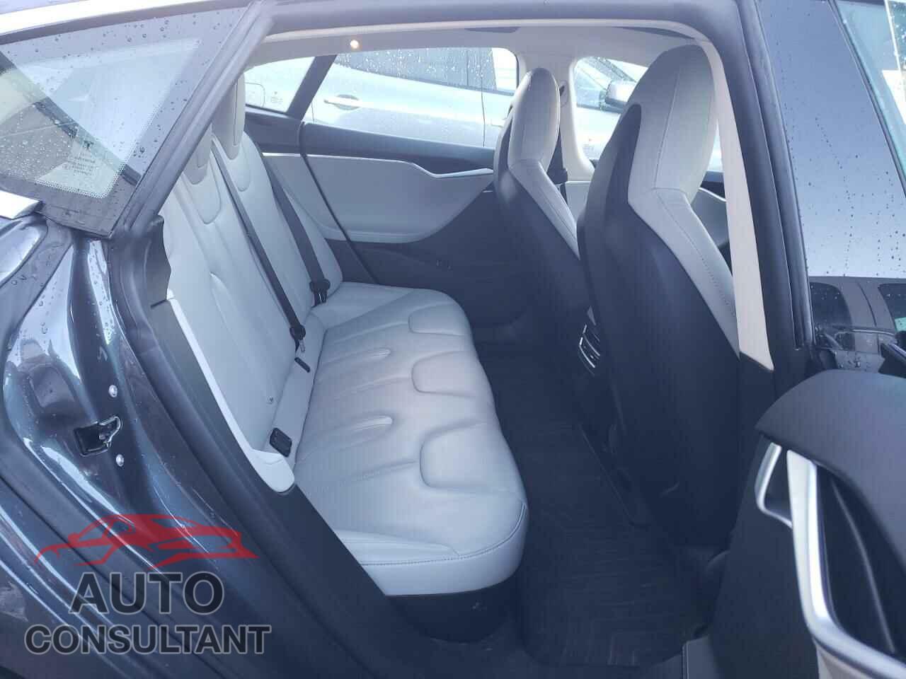 TESLA MODEL S 2015 - 5YJSA1H18FF081137