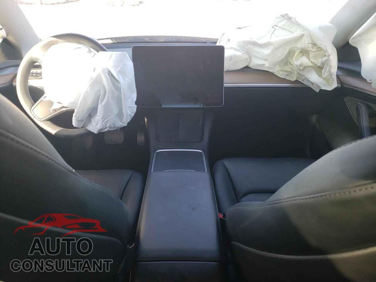 TESLA MODEL 3 2023 - 5YJ3E1EB2PF689095