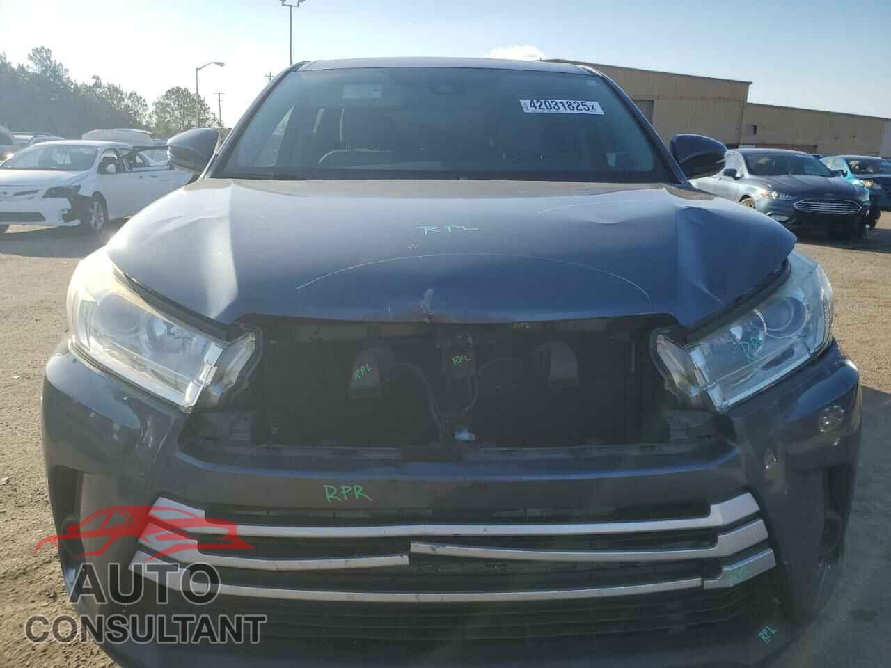TOYOTA HIGHLANDER 2017 - 5TDZZRFH2HS202720