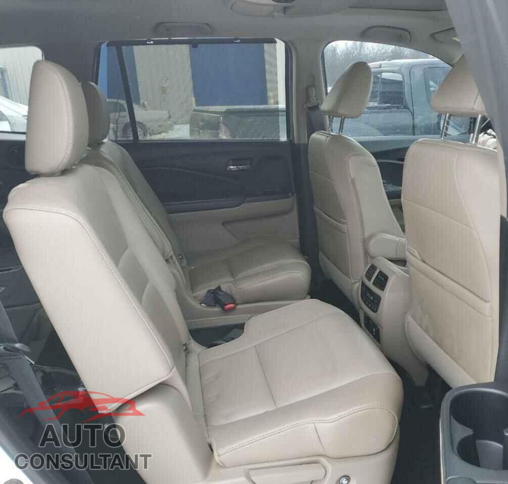 HONDA PILOT 2020 - 5FNYF6H6XLB017357