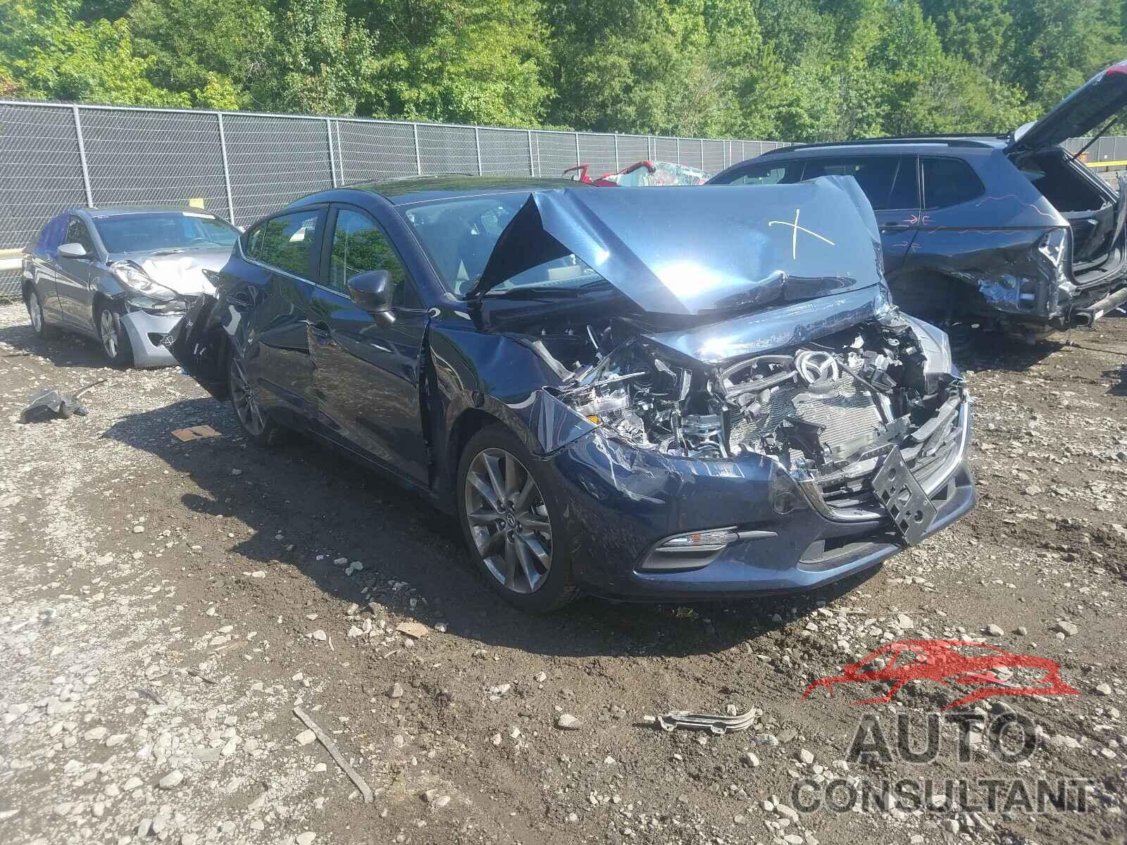 MAZDA 3 2018 - 3MZBN1V38JM270740