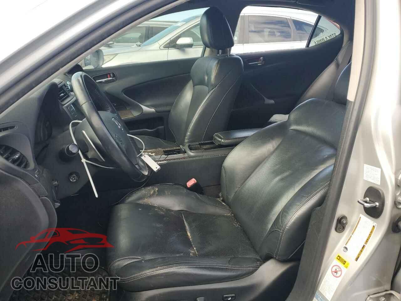 LEXUS IS 2010 - JTHCF5C29A5038223