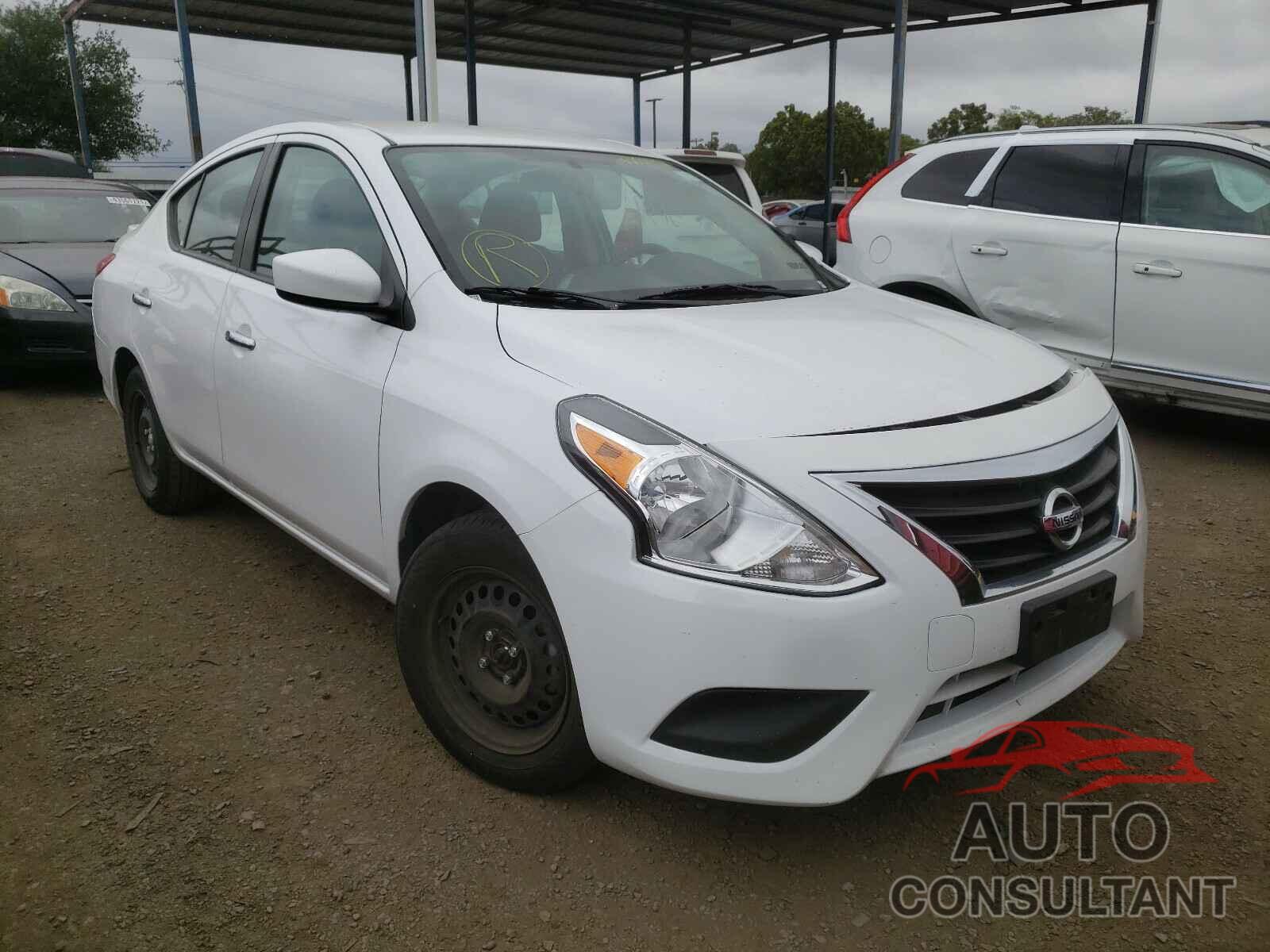 NISSAN VERSA 2018 - 3N1CN7AP9JL886474