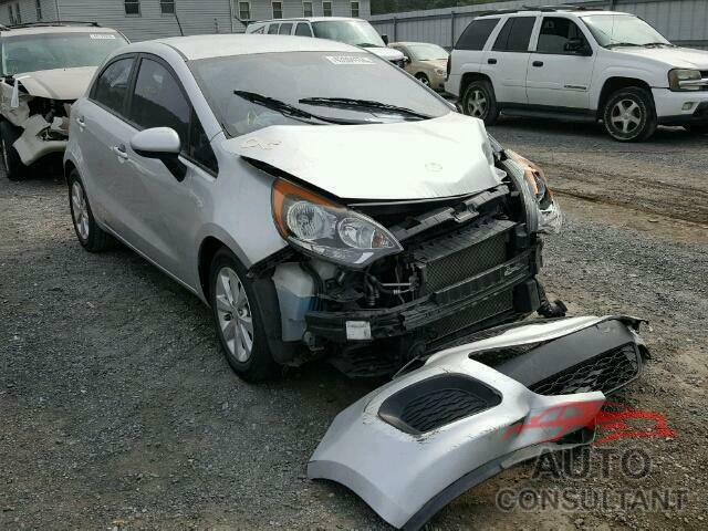 KIA RIO 2015 - KNADM5A3XF6470096