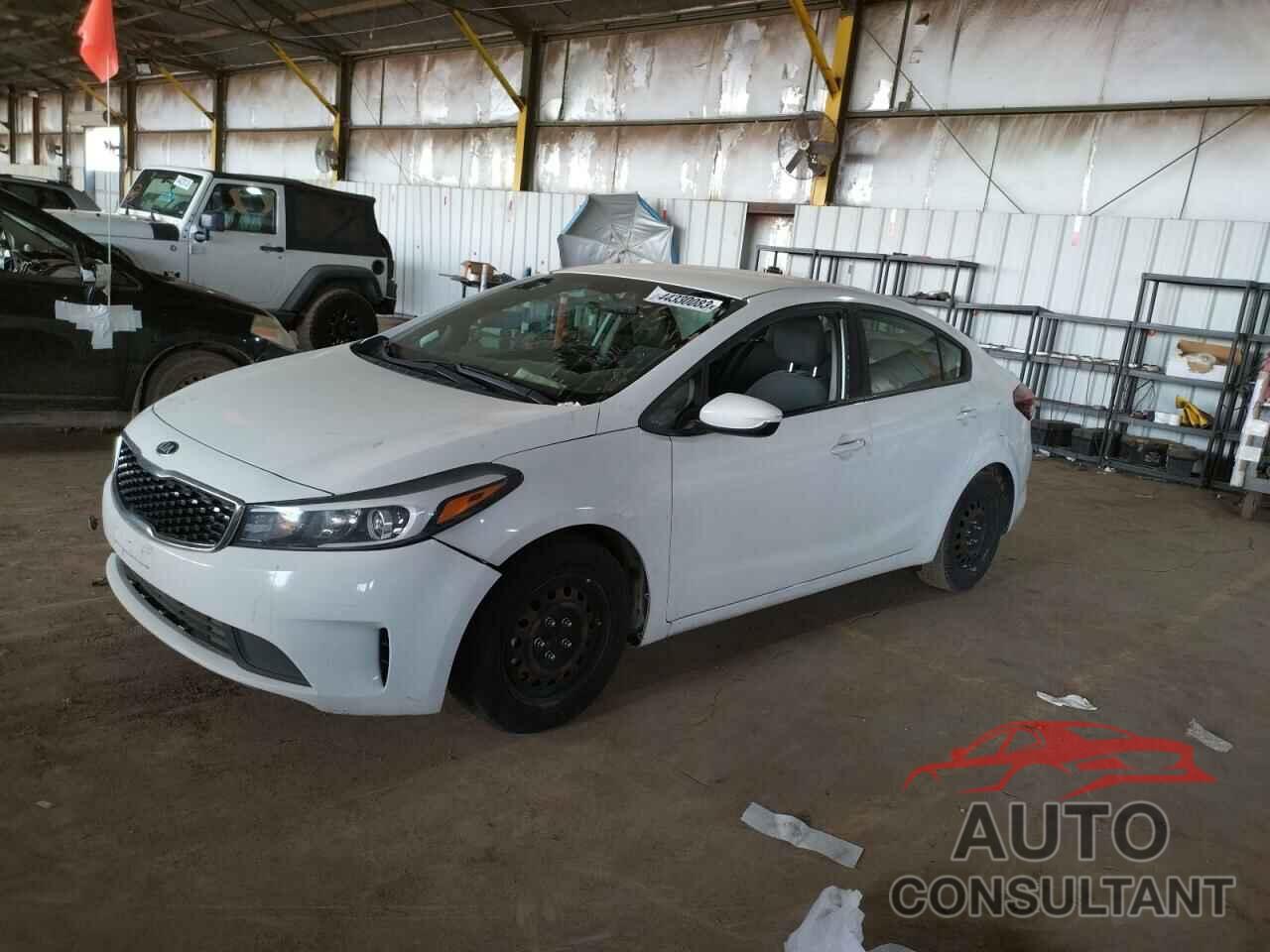 KIA FORTE 2018 - 3KPFK4A74JE230818