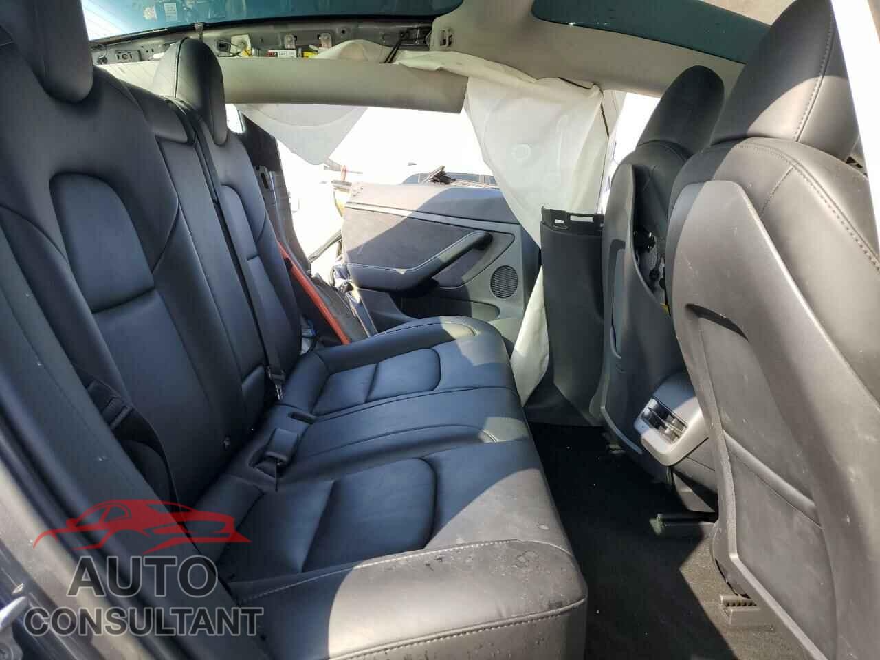 TESLA MODEL 3 2023 - 5YJ3E1EA2PF604733