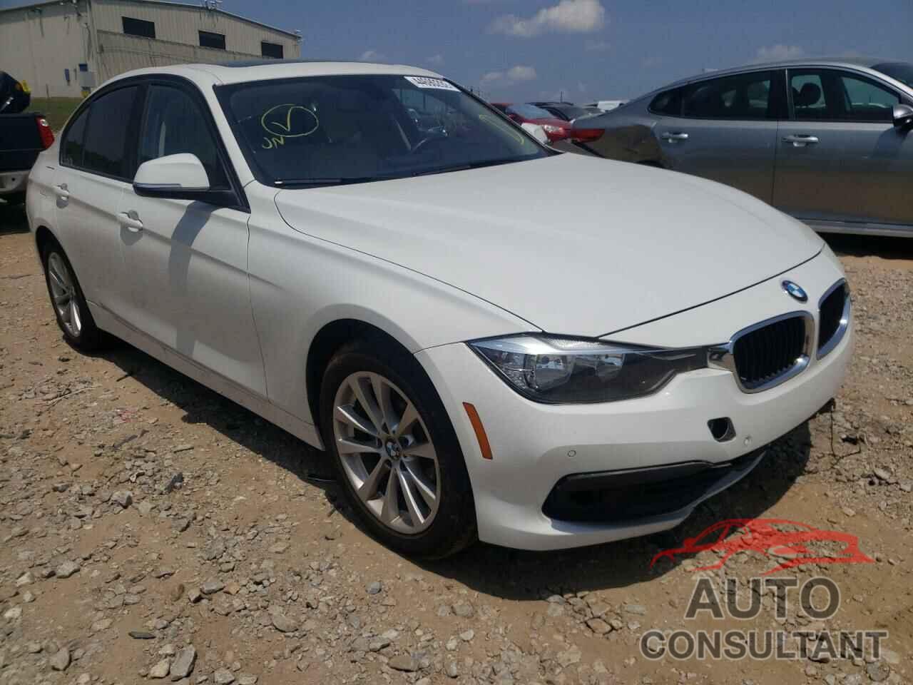BMW 3 SERIES 2017 - WBA8E1G31HNU16743