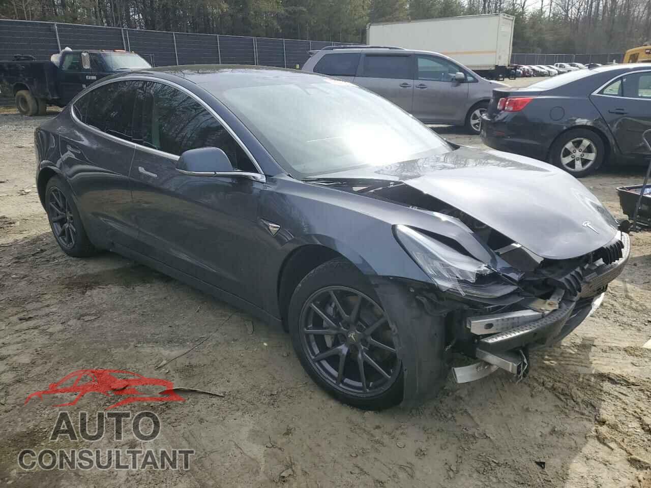 TESLA MODEL 3 2019 - 5YJ3E1EA0KF400330