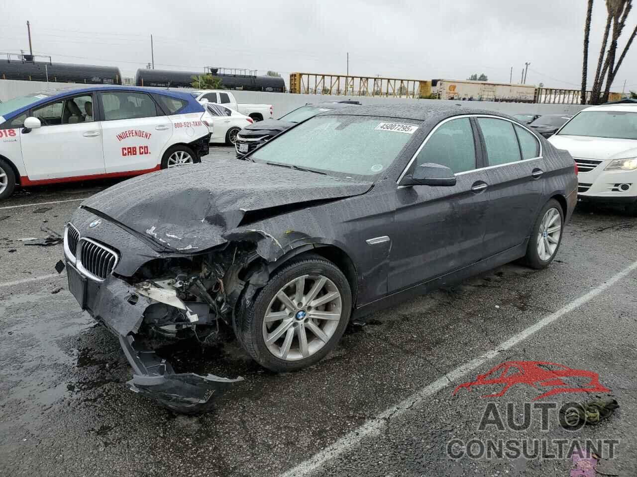 BMW 5 SERIES 2014 - WBA5B1C53ED482926