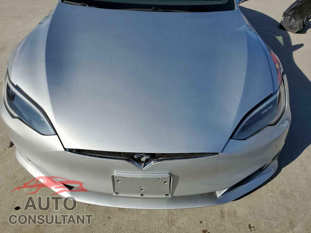 TESLA MODEL S 2018 - 5YJSA1E24JF263536