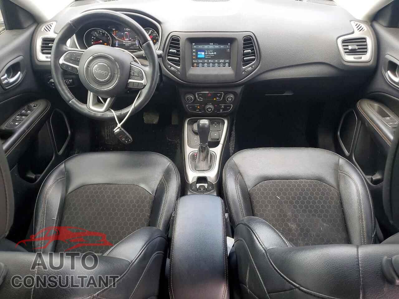 JEEP COMPASS 2018 - 3C4NJDBB3JT264973