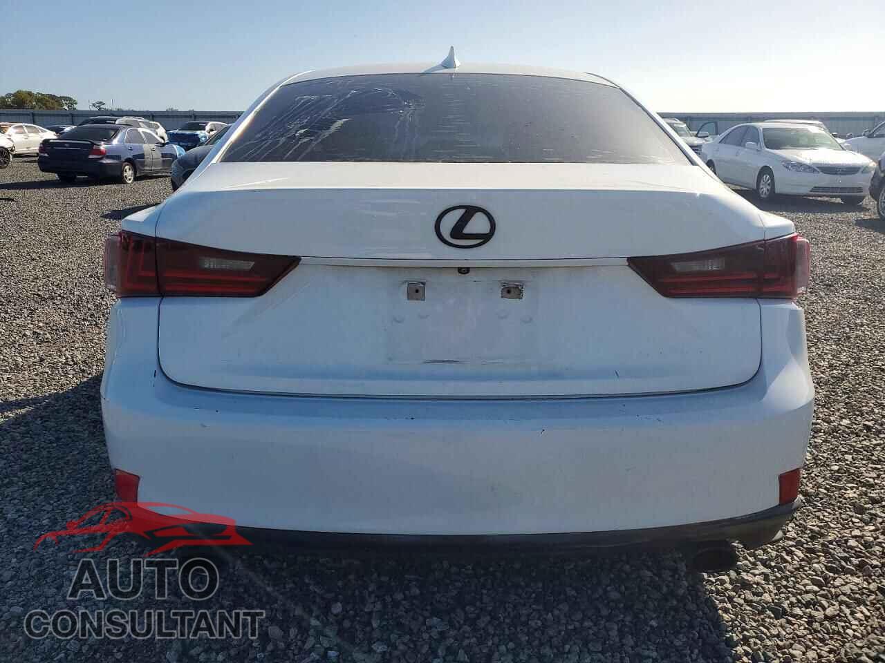 LEXUS IS 2015 - JTHBF1D24F5048670