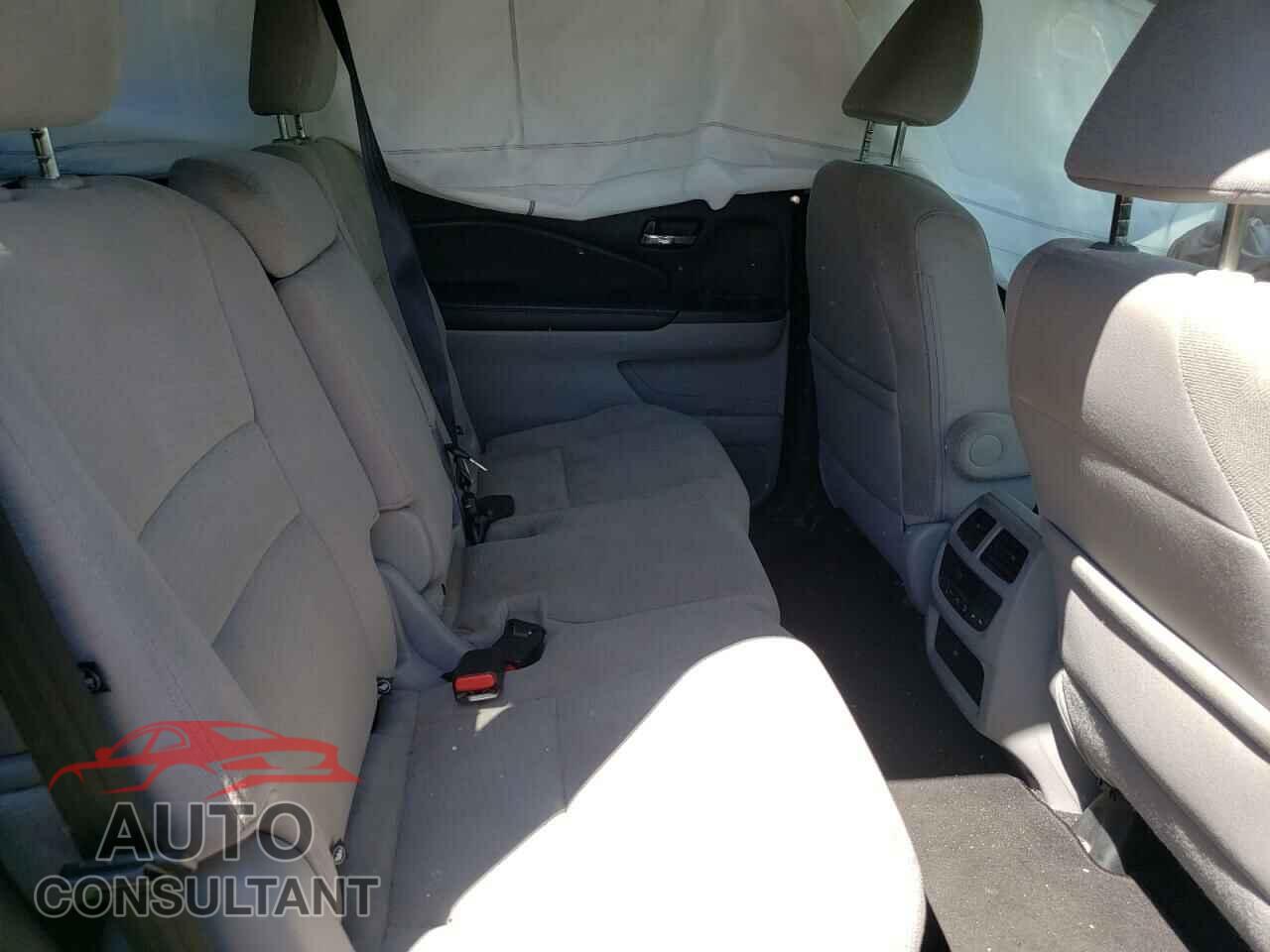 HONDA PILOT 2018 - 5FNYF6H37JB049377