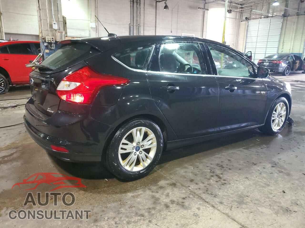 FORD FOCUS 2012 - 1FAHP3M20CL421589