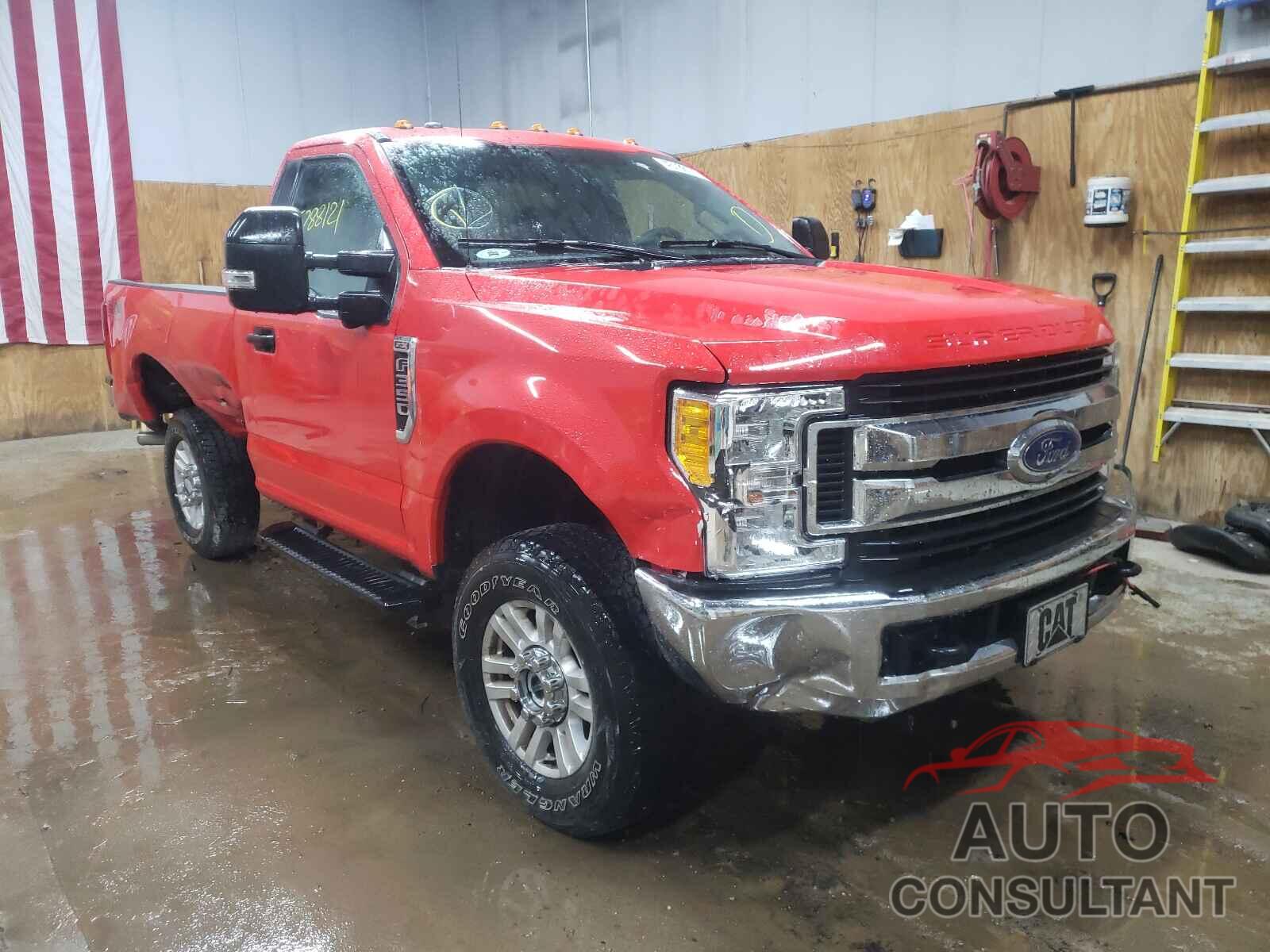 FORD F350 2017 - 1FTRF3B6XHEE24700