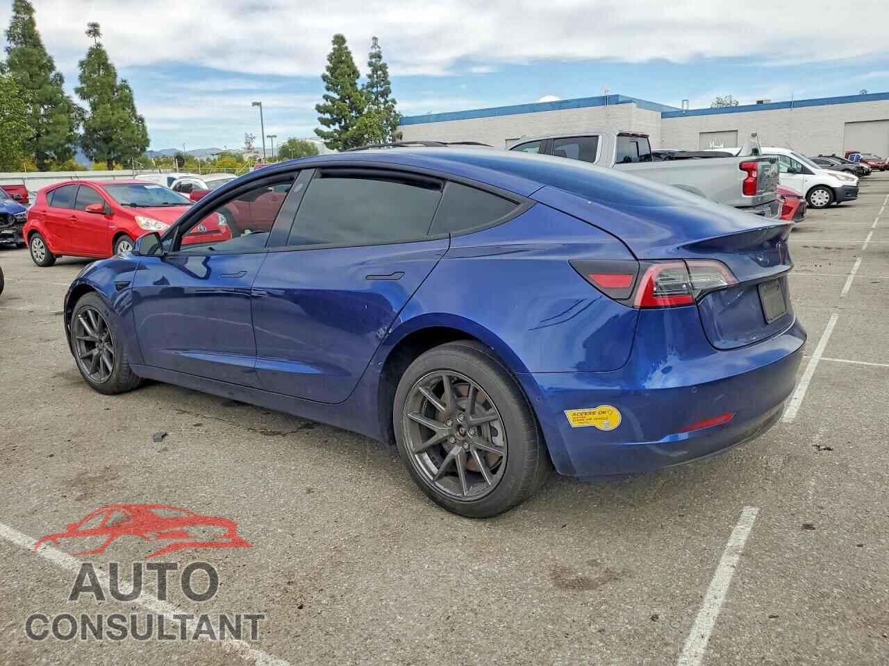 TESLA MODEL 3 2022 - 5YJ3E1EB7NF135841