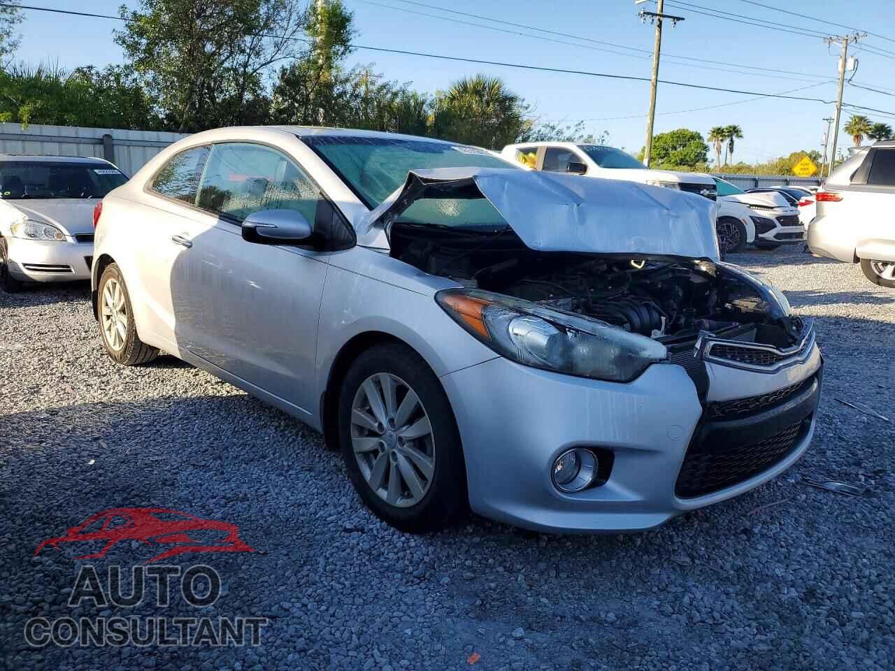 KIA FORTE 2016 - KNAFX6A88G5573963