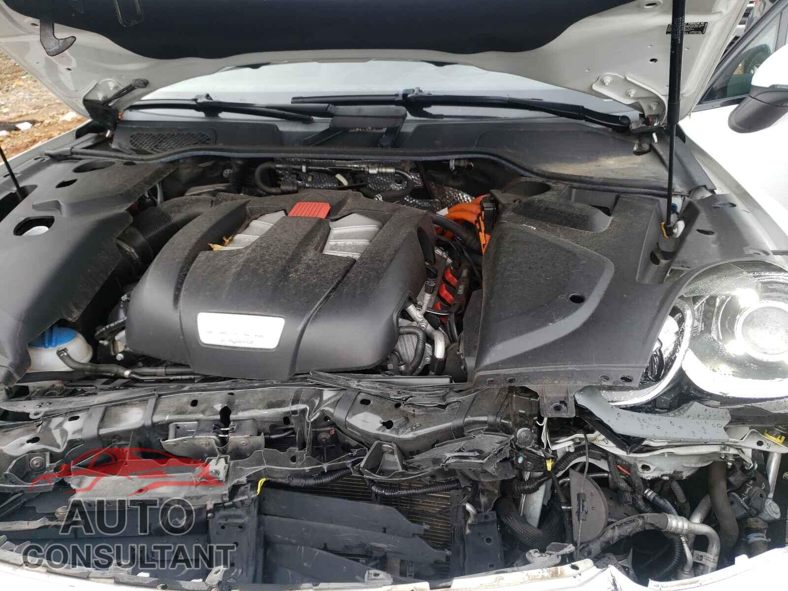 PORSCHE CAYENNE 2017 - WP1AE2A23HLA71638
