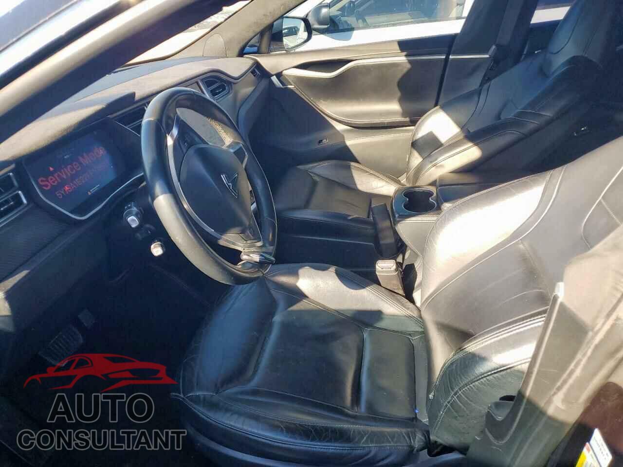 TESLA MODEL S 2015 - 5YJSA1E22FF105817