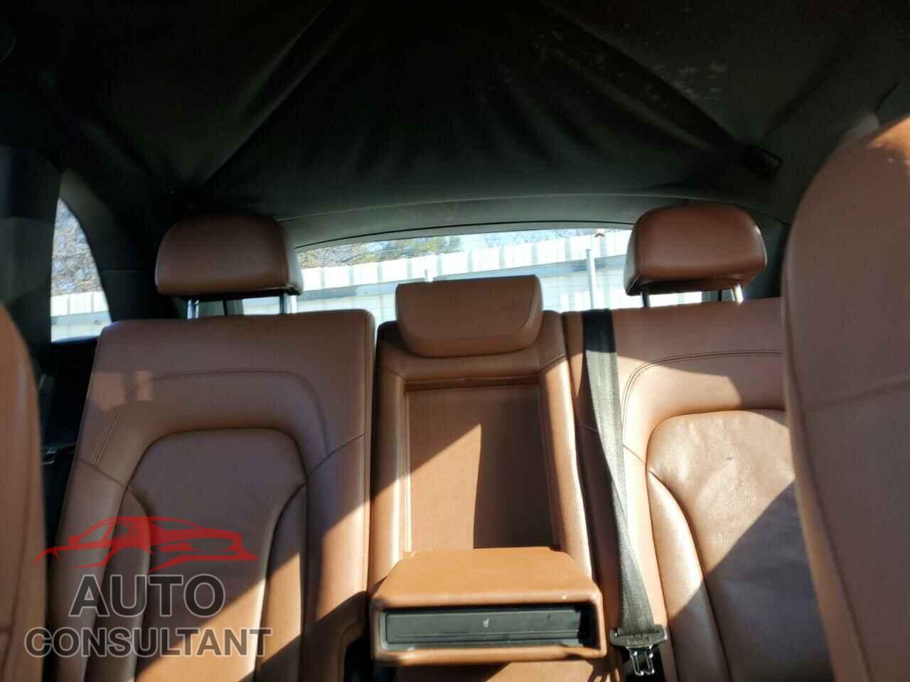 AUDI Q5 2012 - WA1CFAFP3CA138324