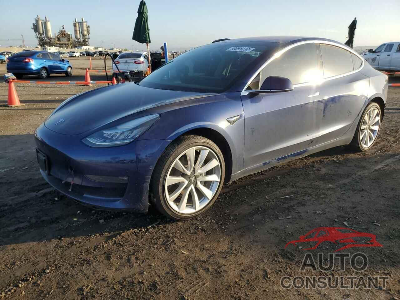 TESLA MODEL 3 2018 - 5YJ3E1EA1JF164379