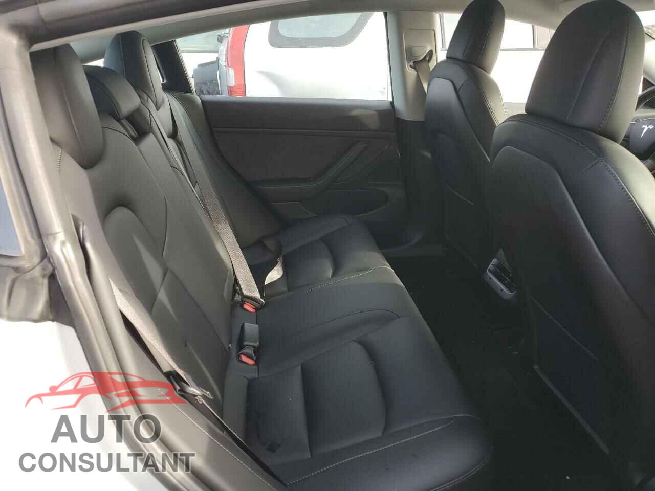 TESLA MODEL 3 2018 - 5YJ3E1EB0JF093345