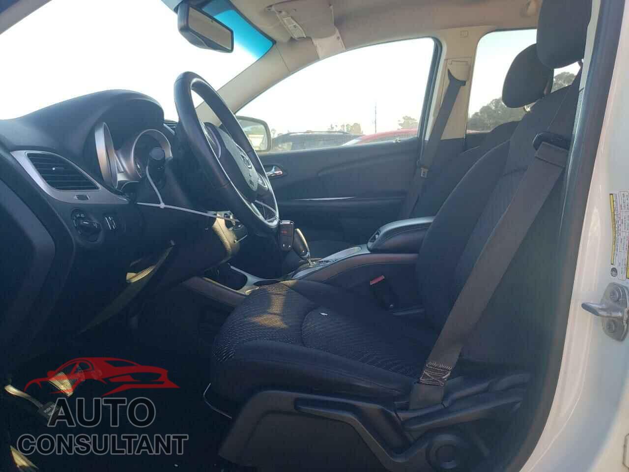DODGE JOURNEY 2017 - 3C4PDCBB1HT569229