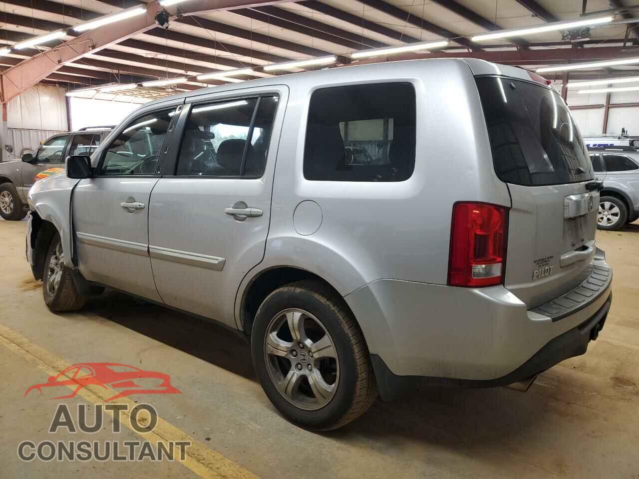 HONDA PILOT 2013 - 5FNYF4H4XDB018321
