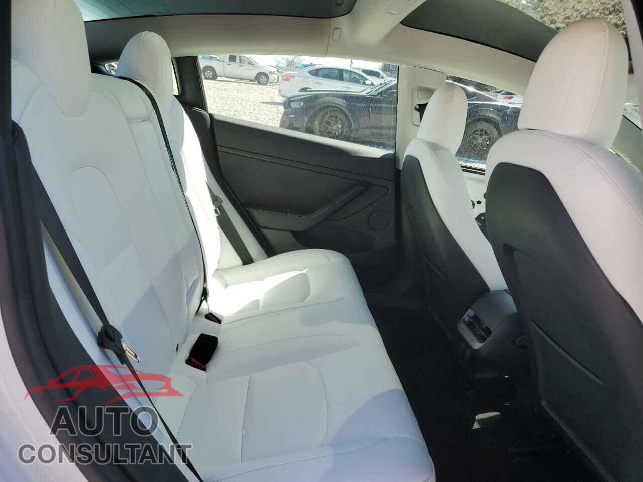 TESLA MODEL 3 2022 - 5YJ3E1EC6NF358784