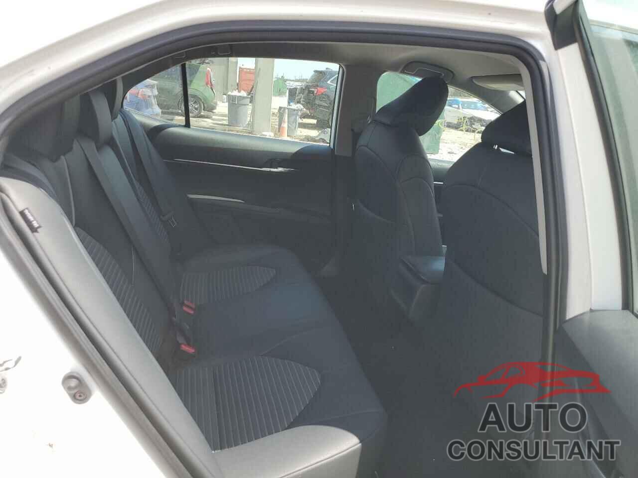 TOYOTA CAMRY 2019 - 4T1B11HK3KU705187