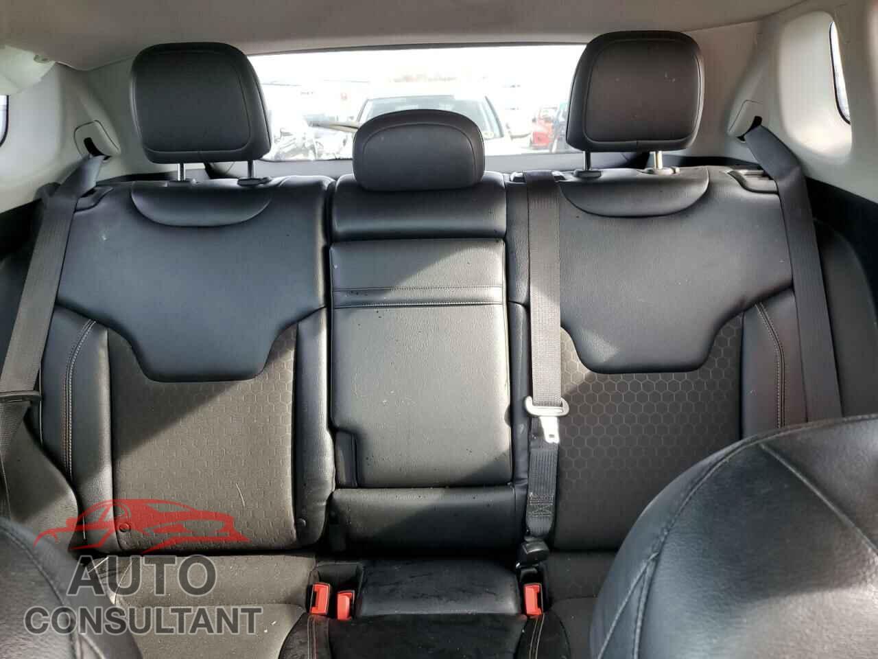 JEEP COMPASS 2017 - 3C4NJDBB7HT672323