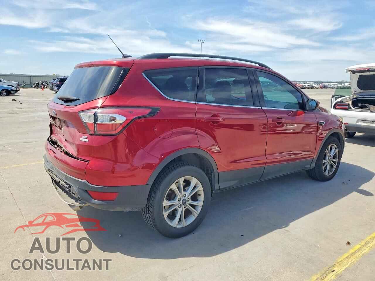 FORD ESCAPE 2017 - 1FMCU0G9XHUD93107