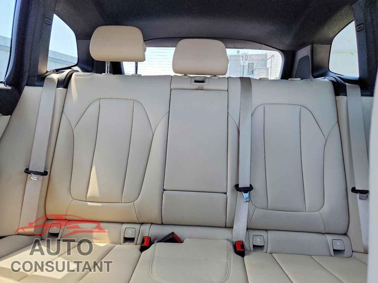 BMW X3 2019 - 5UXTR9C56KLP90421