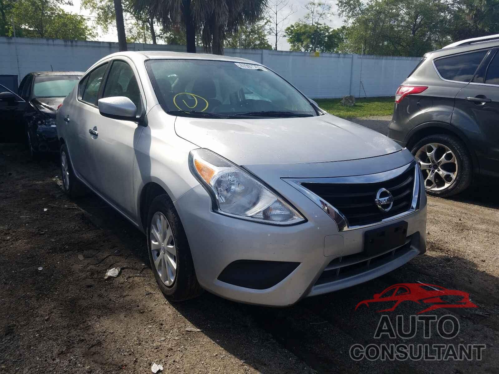 NISSAN VERSA 2017 - 3N1CN7AP1HL860610