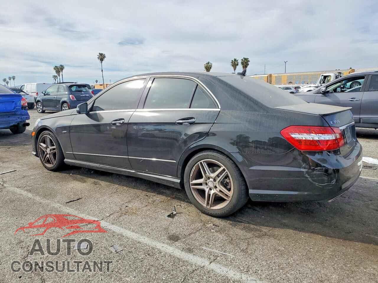 MERCEDES-BENZ E-CLASS 2012 - WDDHF5KB6CA560171
