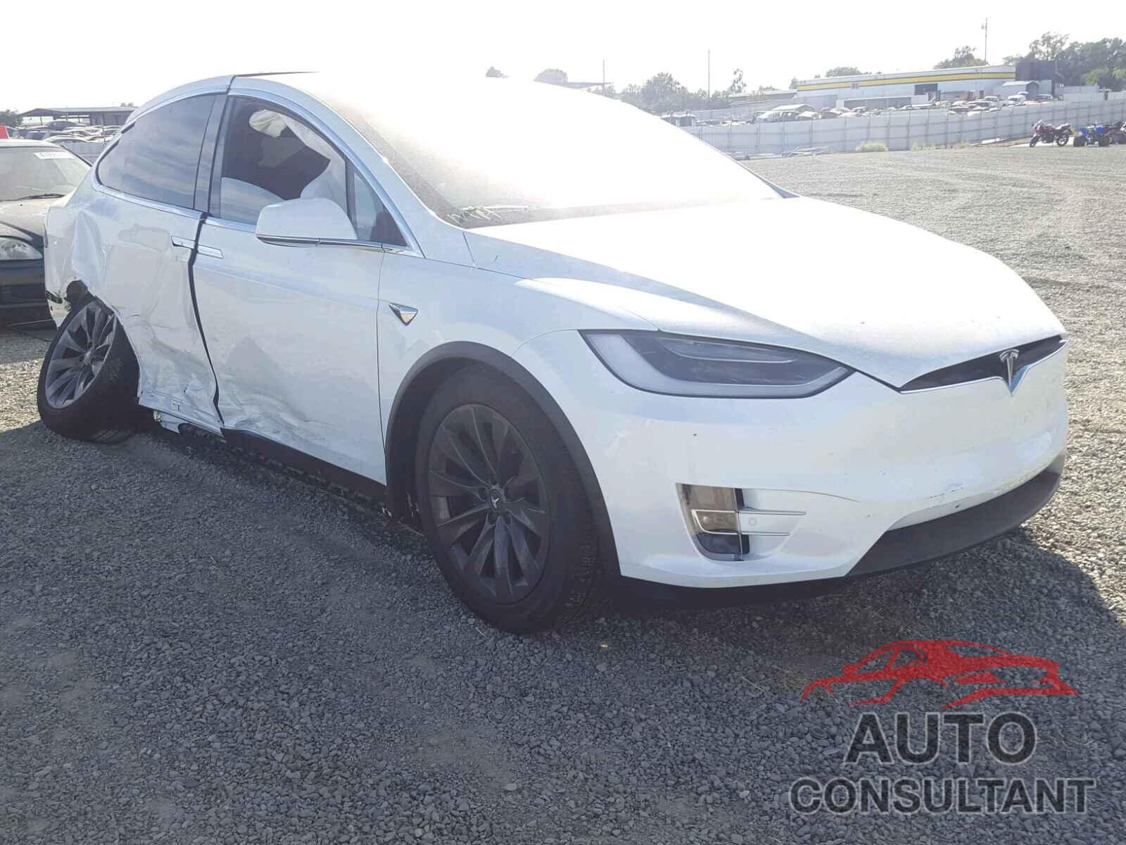 TESLA MODEL X 2018 - 5YJXCDE21JF091922