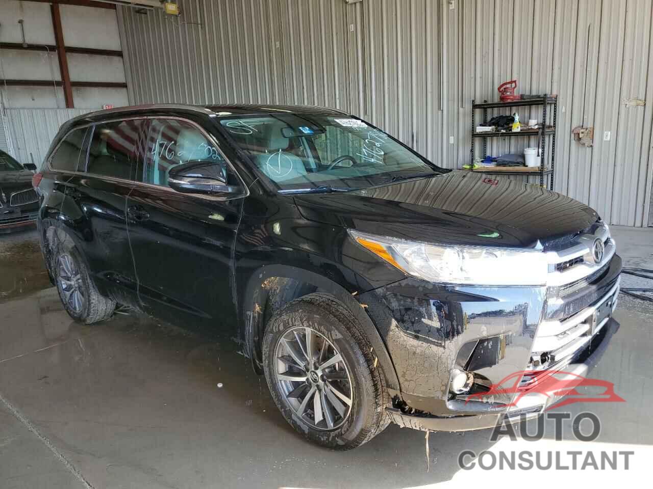 TOYOTA HIGHLANDER 2018 - 5TDJZRFH4JS552403