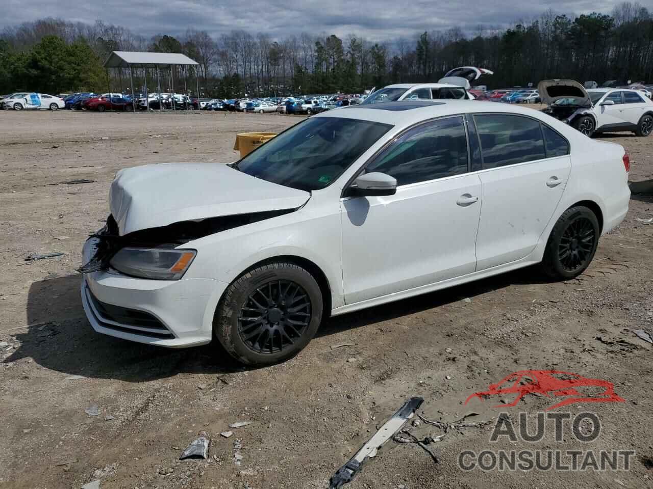 VOLKSWAGEN 411 2015 - 3VWLA7AJ0FM336230