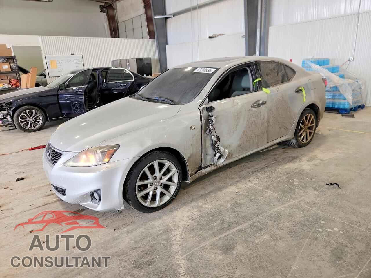 LEXUS IS 2013 - JTHCF5C25D5061860