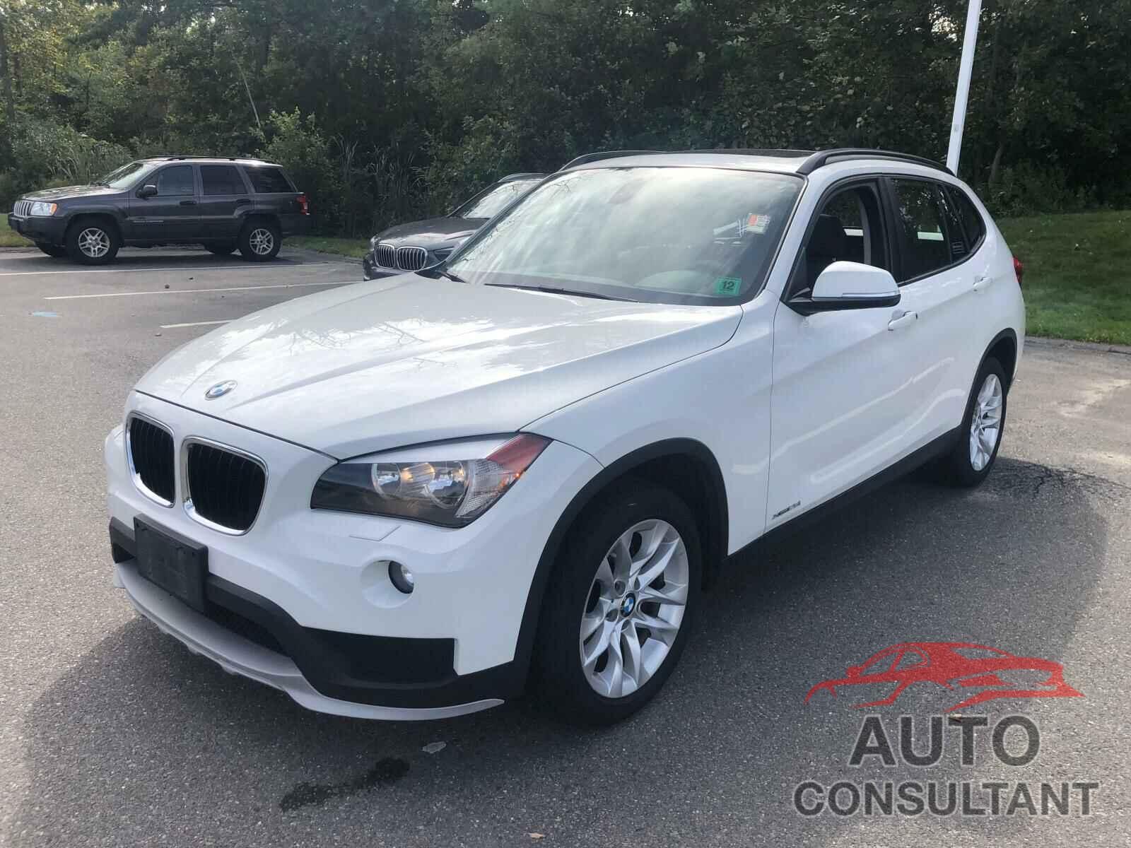 BMW X1 XDRIVE28I 2015 - WBAVL1C54FVY25638