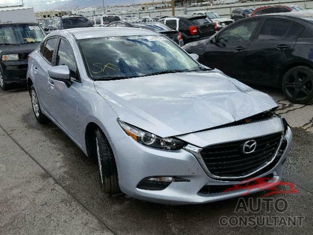 MAZDA 3 2018 - 3MZBN1U79JM165595