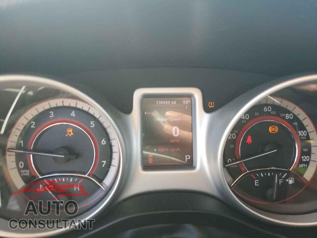 DODGE JOURNEY 2012 - 3C4PDCBG8CT341958