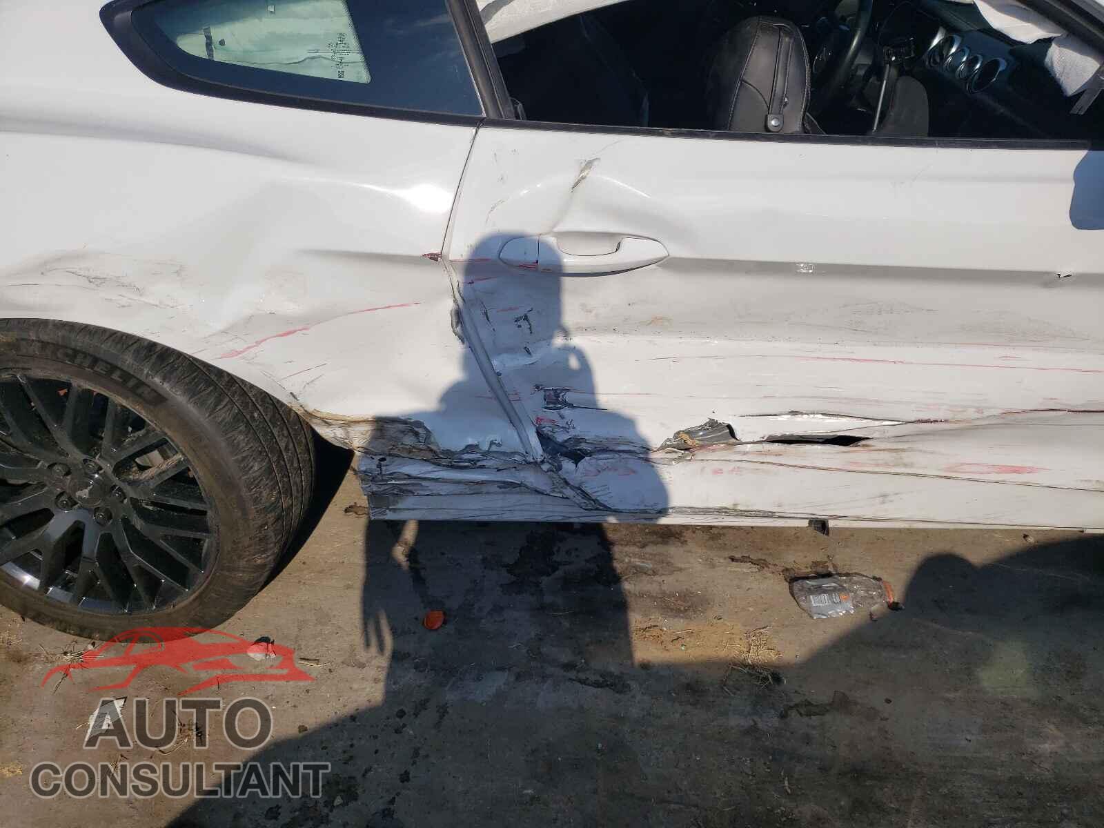 FORD MUSTANG 2018 - 1FA6P8CF4J5153396