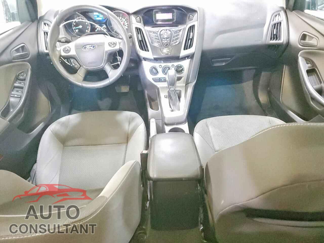 FORD FOCUS 2012 - 1FAHP3K21CL253447