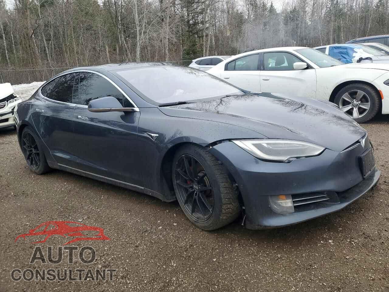 TESLA MODEL S 2017 - 5YJSA1E28HF223602