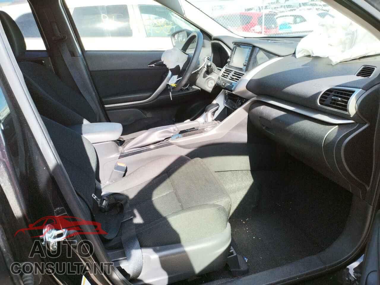 MITSUBISHI ECLIPSE 2019 - JA4AT3AA1KZ040732